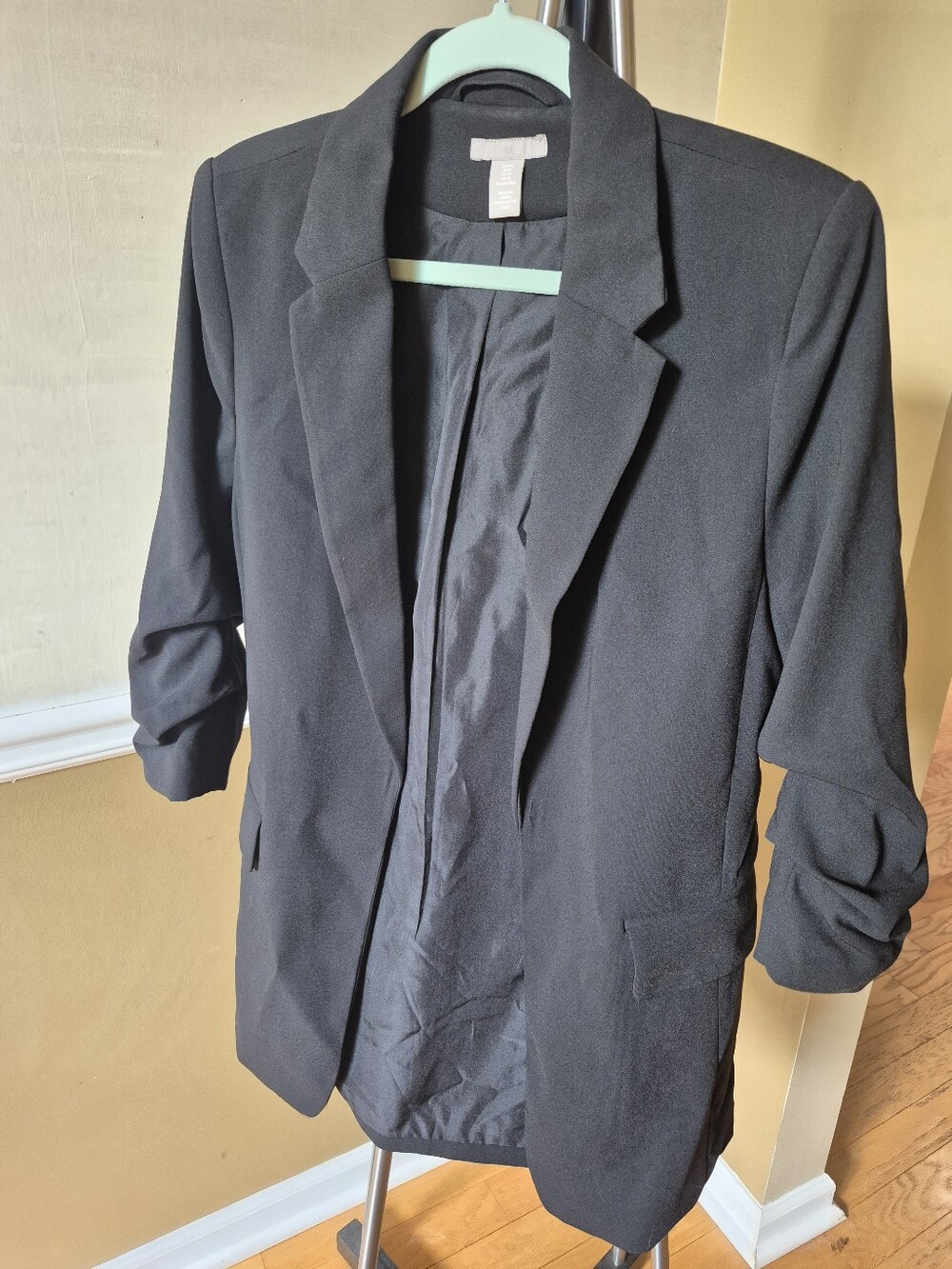 H&M Black Blazer Ruched Ruffle Sleeves Open Front Size M
